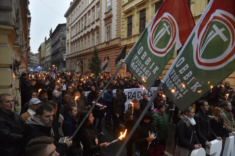OktĂłber 23. - A Jobbik megemlĂŠkezĂŠse Budapesten