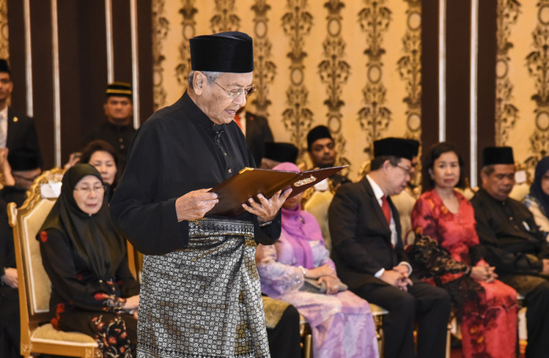 A malajziai kormányfő beiktatása