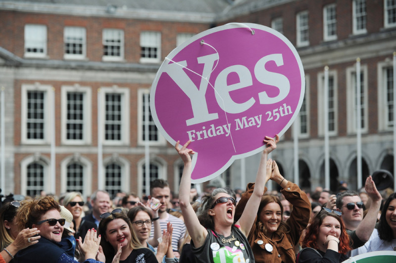 Népszavazás az abortusztörvényről Írországban