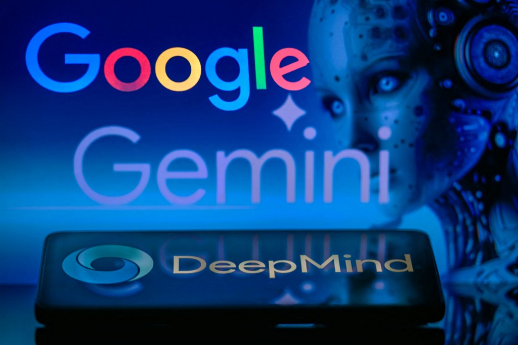 Jön a Gemini, az új intelligens chatbot