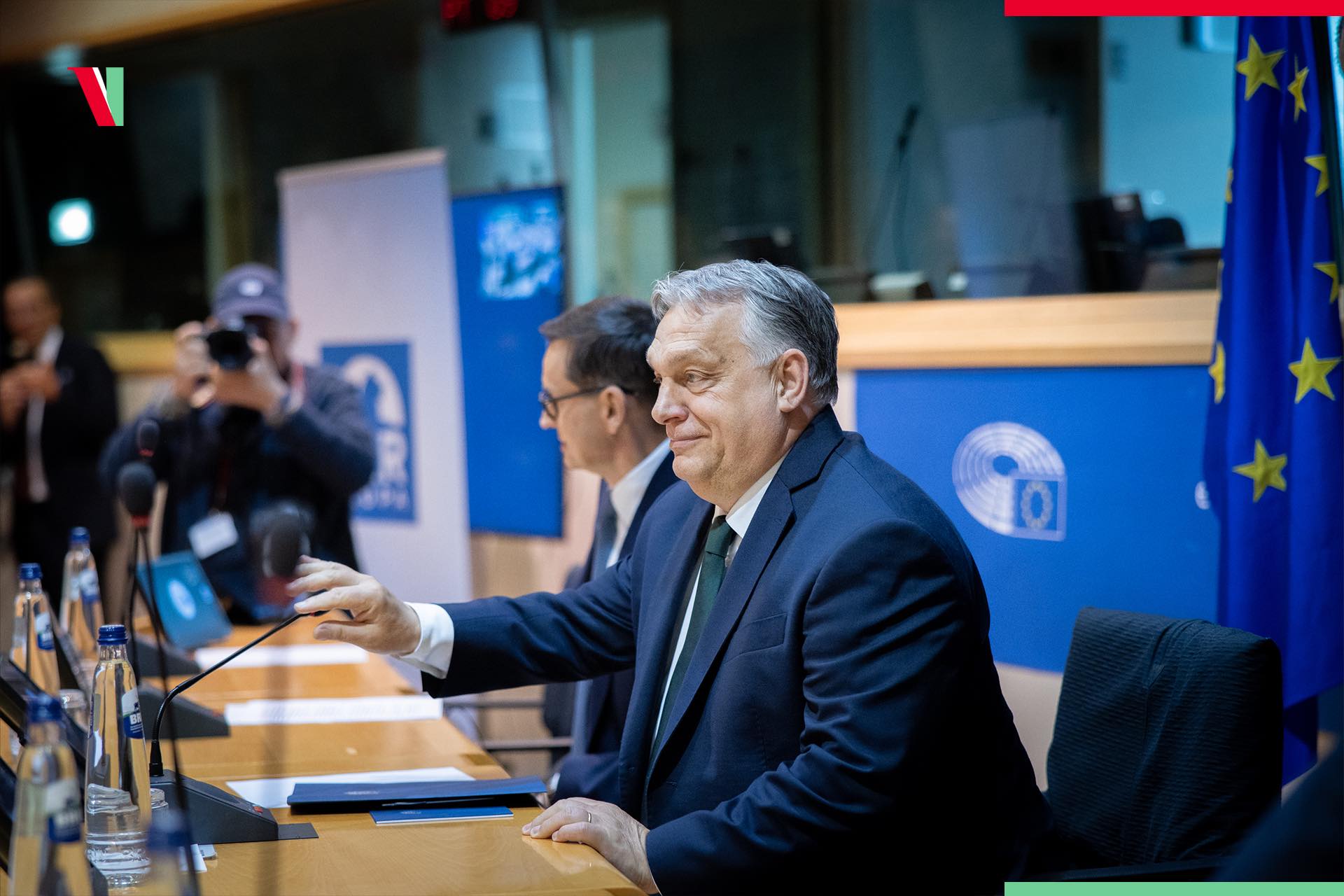 Máshol mondott beszédet Orbán Viktor, miután betiltották a konzervatívok konferenciáját Brüsszelben