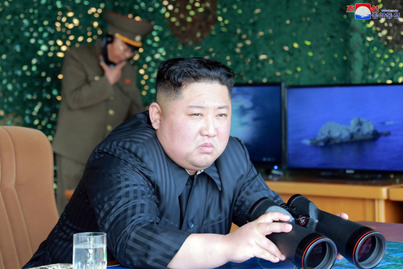 Rakétavetős gyakorlat Észak-Koreában