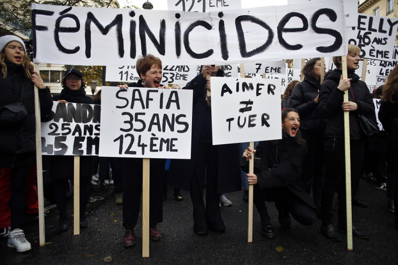 Tüntetés a nők elleni erőszakkal szemben Franciaországban
