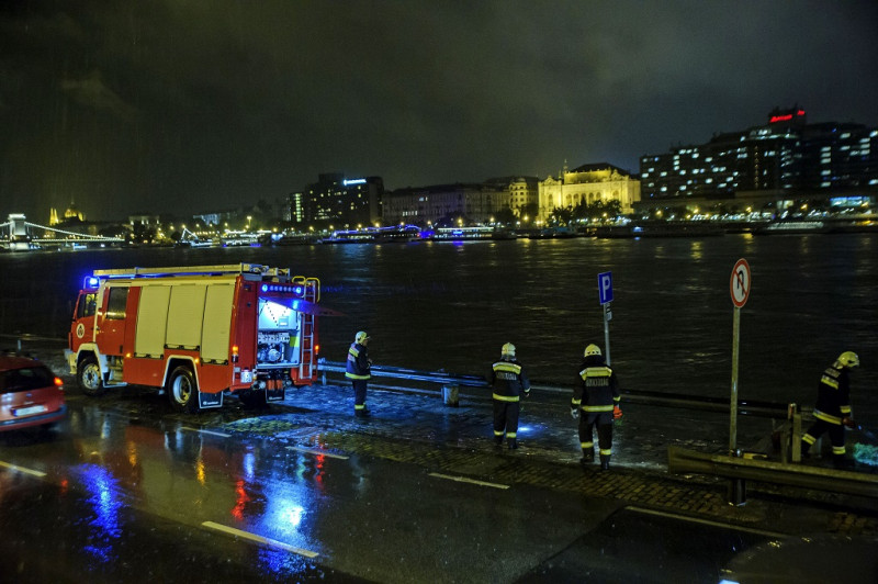 Dunai hajóbaleset - Többen meghaltak a Dunán történt vízi 