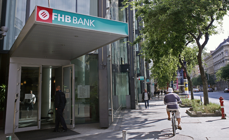 fhb-bank-20160926-kd-59