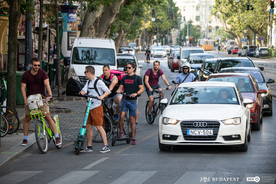 Rekordsokan bicikliztek a fővárosban augusztusban