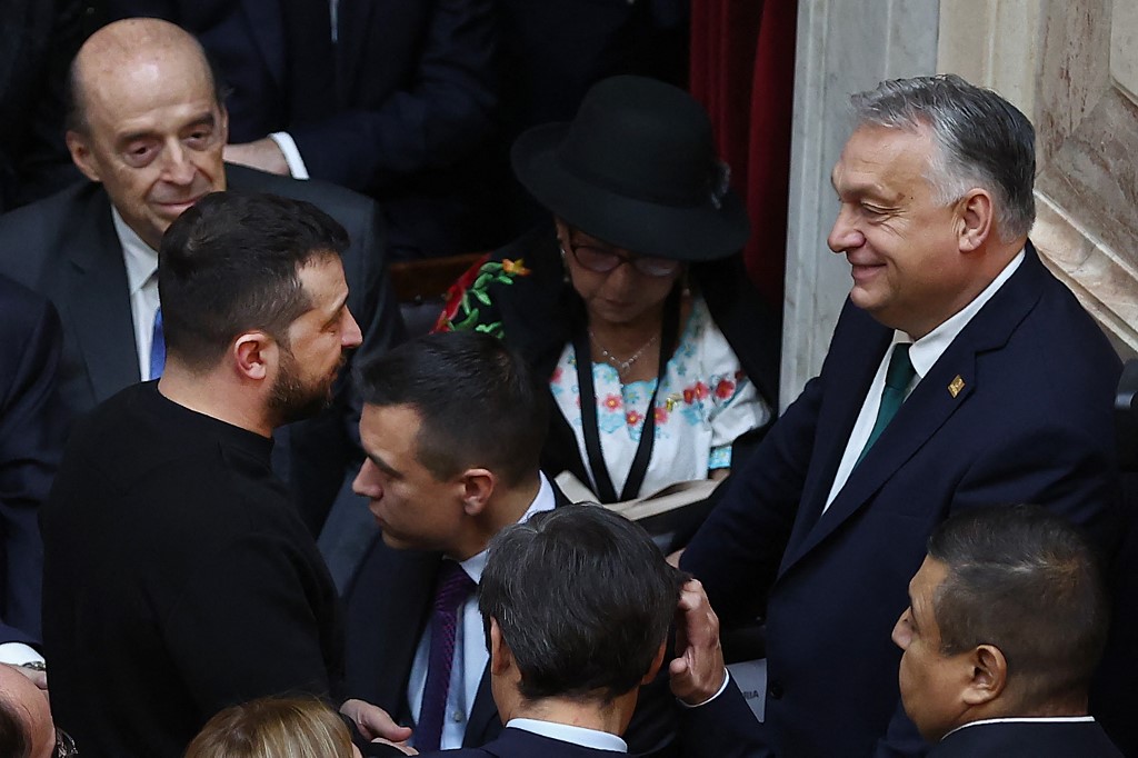 Váratlanul beszélt egymással Orbán és Zelenszkij
